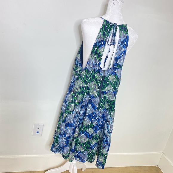 BRAND NEW Forever 21 Strings Dress - Picture 2 of 5